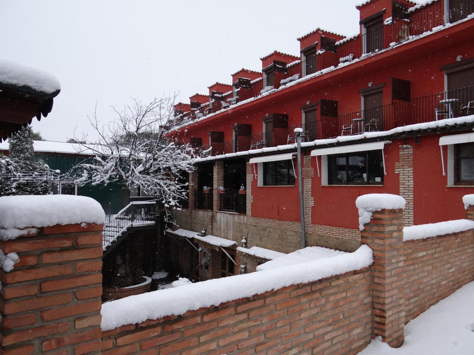 Hotel La Rueda 3000 Mora de Rubielos Bagian luar foto